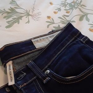 Rag and bone high rise skinny size 24